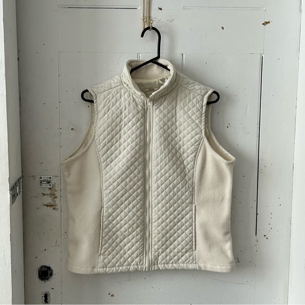 Izod Quilted & Fleece Cream Vest